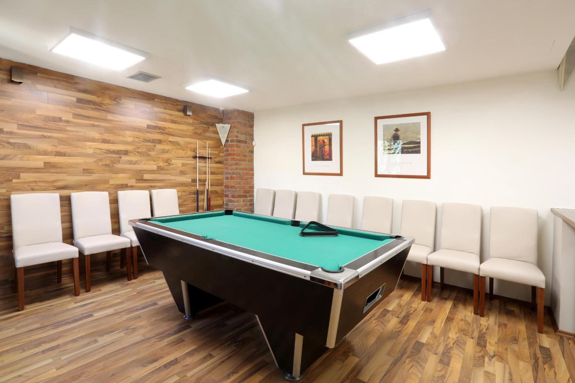 Hotel Pod Vezi Strážnice Eksteriør billede