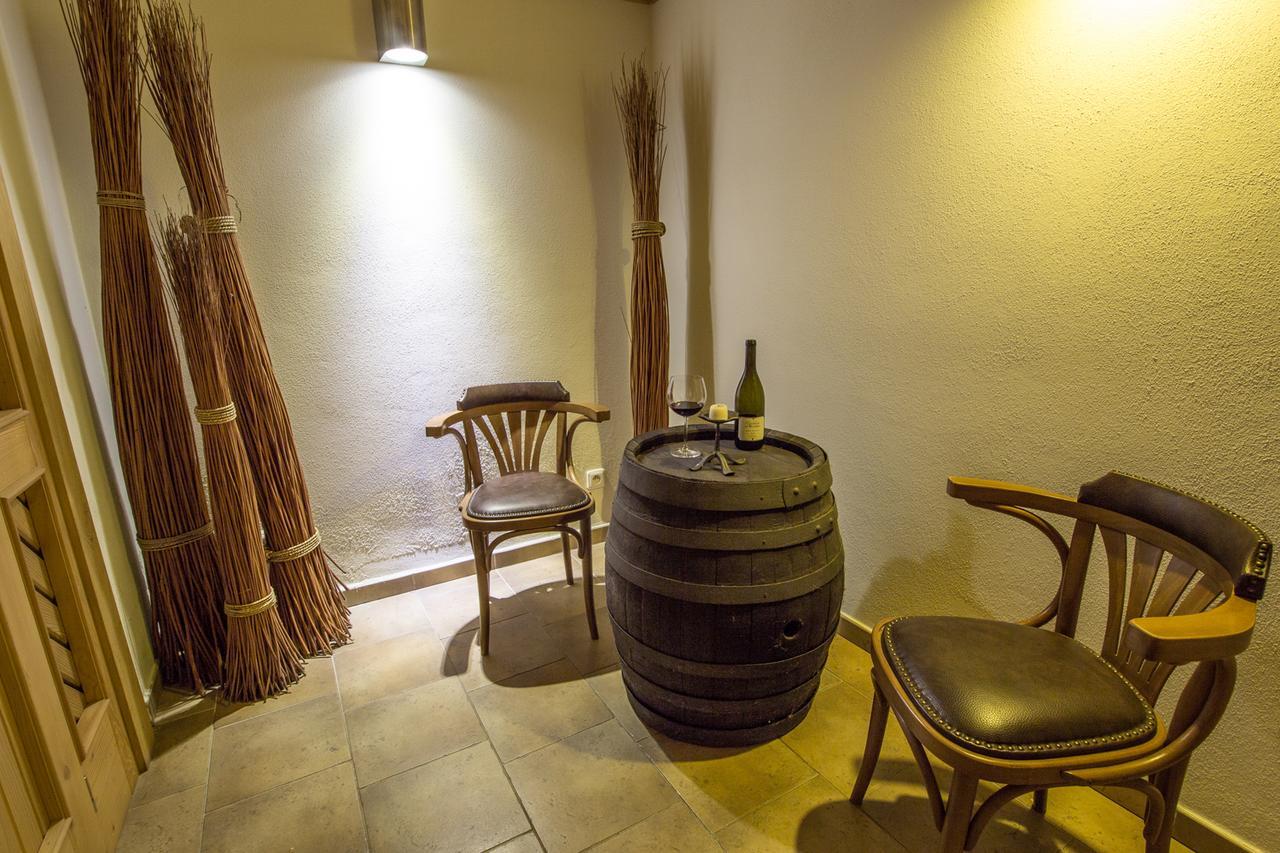 Hotel Pod Vezi Strážnice Eksteriør billede